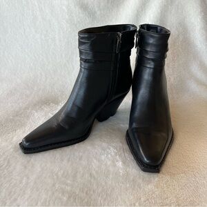 🤍 nwot | Vince camuto | nerlinji slouch bootie